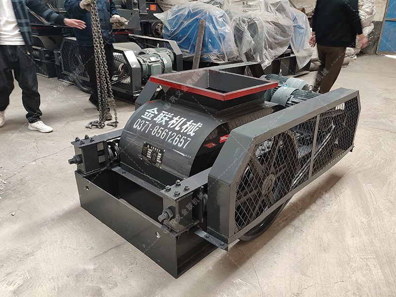 2pgc600*750雙齒輥破碎機(jī)發(fā)往湖南婁底破碎煤塊