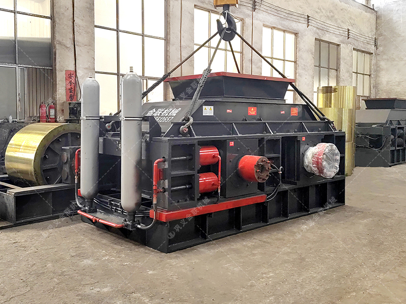 礦用液壓對輥制砂機(jī)如何實(shí)現(xiàn)砂石細(xì)碎與高產(chǎn)雙提升？