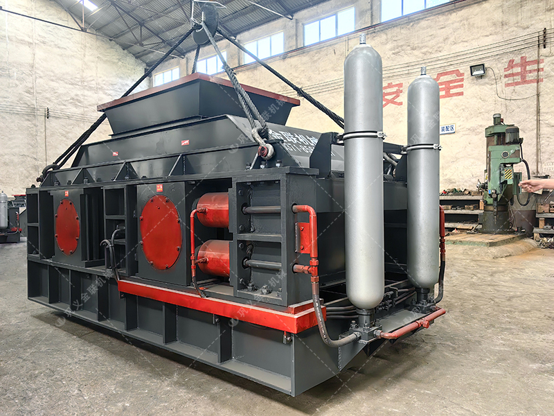 2025 年制砂設(shè)備新趨勢：全自動液壓對輥制砂機為何成行業(yè)優(yōu)選？